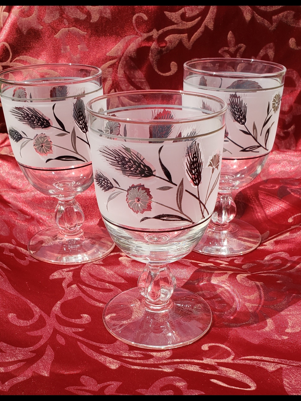 Vintage Libbey wheat floral stemmed Goblet - Set of 3